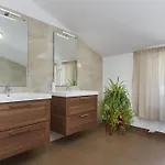 Eugenia For 8 People With Private Pool & Large Garden Only 3 Km From The