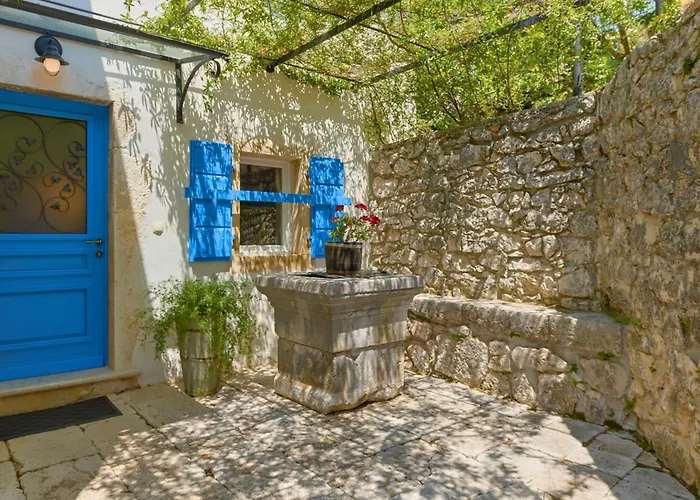 Eugenia For 8 People With Private Pool & Large Garden Only 3 Km From The Mošćenička Draga
