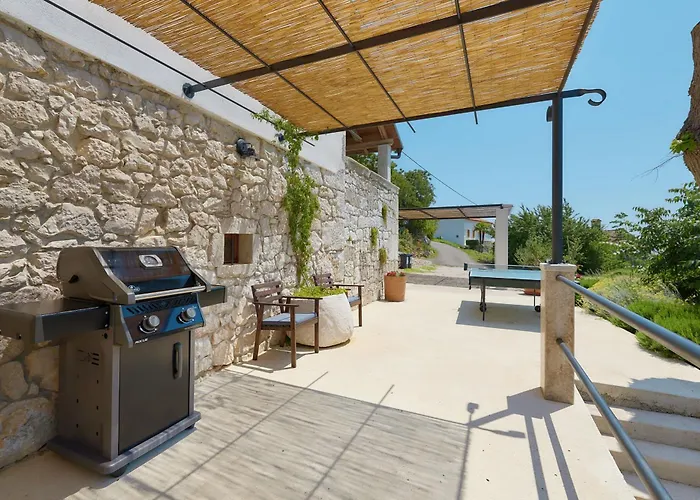 Eugenia For 8 People With Private Pool & Large Garden Only 3 Km From The * Mošćenička Draga