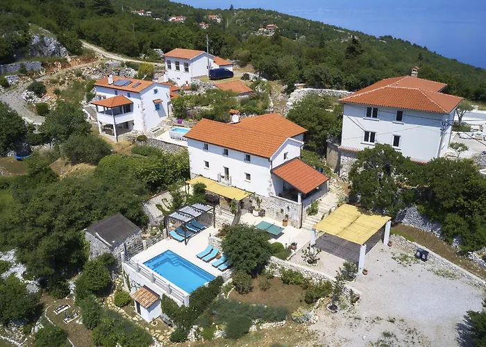 Βίλα Eugenia For 8 People With Private Pool & Large Garden Only 3 Km From The Mošćenička Draga