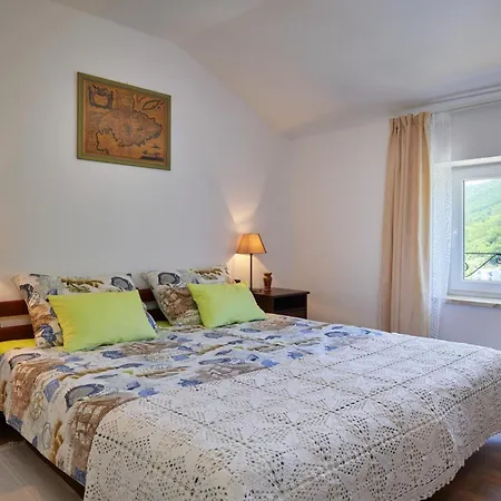 Villa Eugenia For 8 People With Private Pool & Large Garden Only 3 Km From The