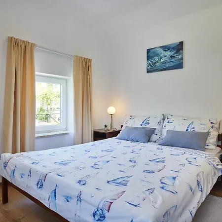 Villa Eugenia For 8 People With Private Pool & Large Garden Only 3 Km From The