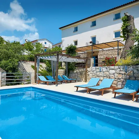 Eugenia For 8 People With Private Pool & Large Garden Only 3 Km From The *